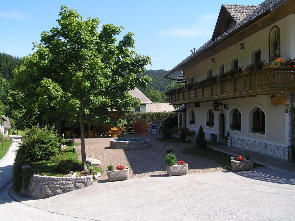 Guest House Kveder Škofja Loka Zewnętrze zdjęcie